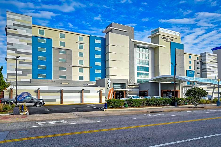 DoubleTree by Hilton Virginia Beach Oceanfront South