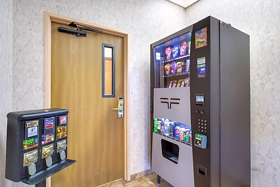 Quality Inn I-70 Near Kansas Speedway
