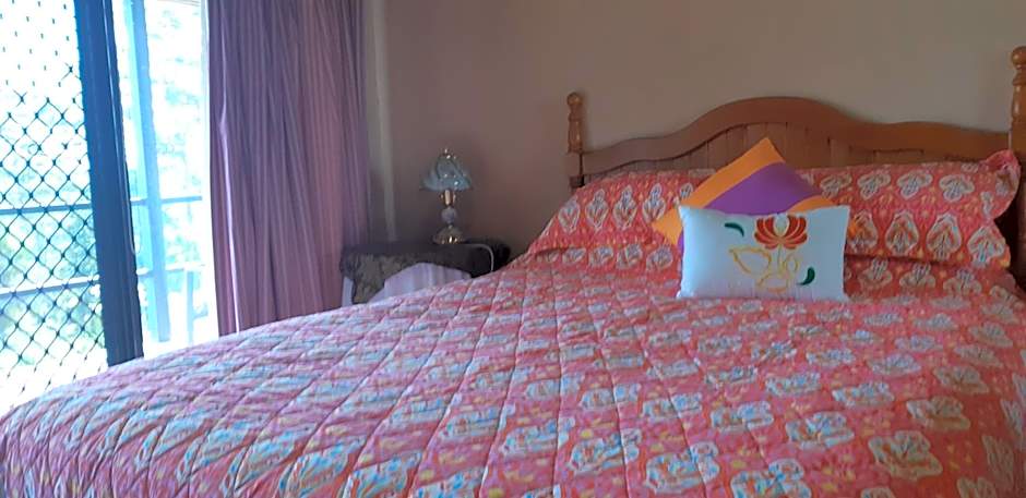 Mapleton Peaceful Provence BnB