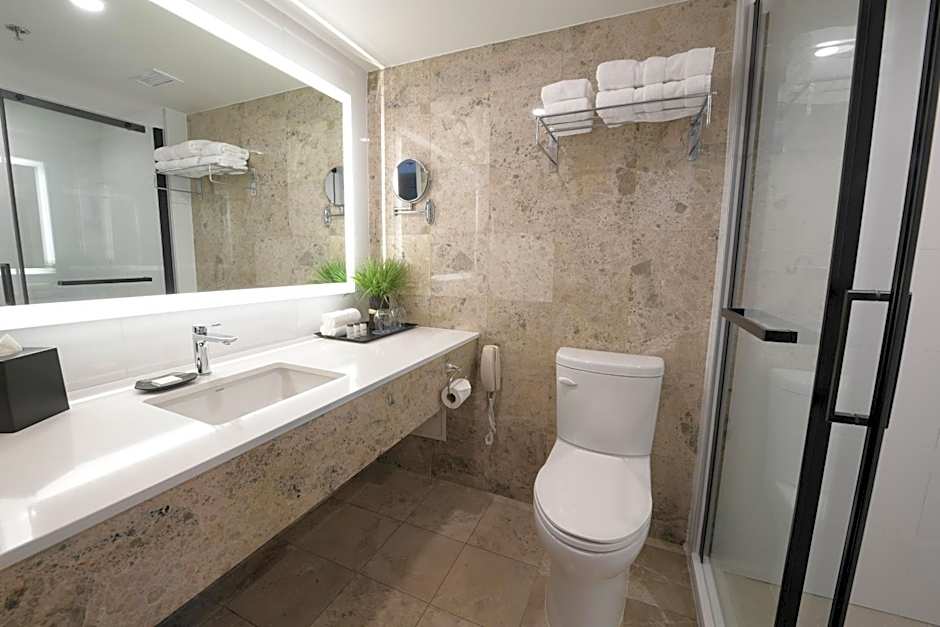 Sheraton Laval Hotel