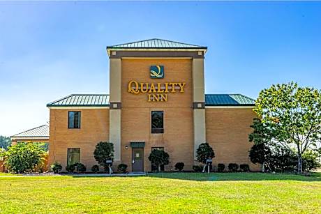 Quality Inn Whiteville
