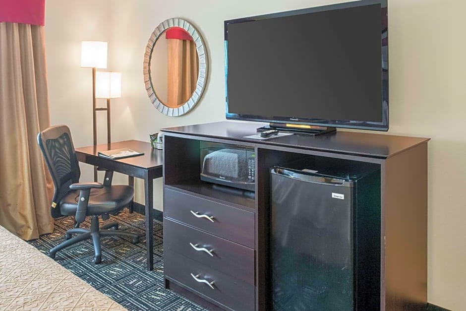 Quality Inn & Suites