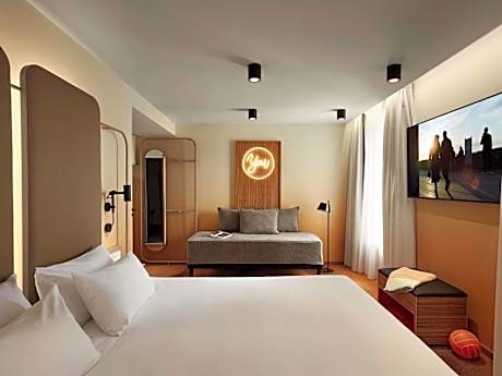 Superior Triple Room with One Double Bed and One Single Bed