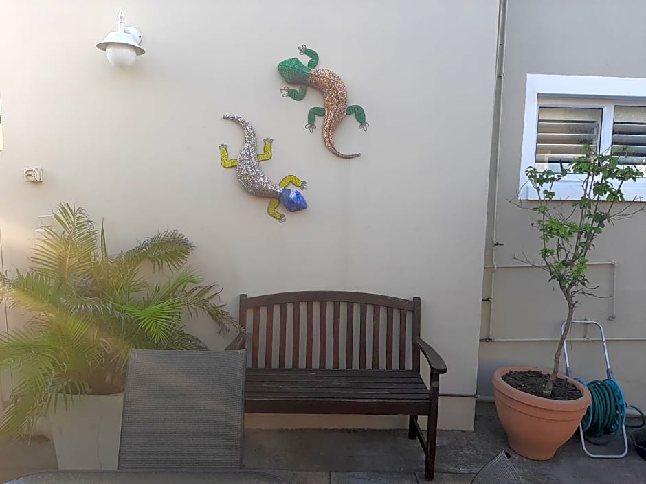 Urban Manor – Gqeberha, IL