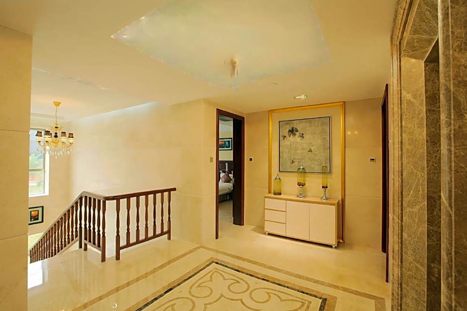 IU Hotel Zhanjiang Haibin Park Seaview Corridor