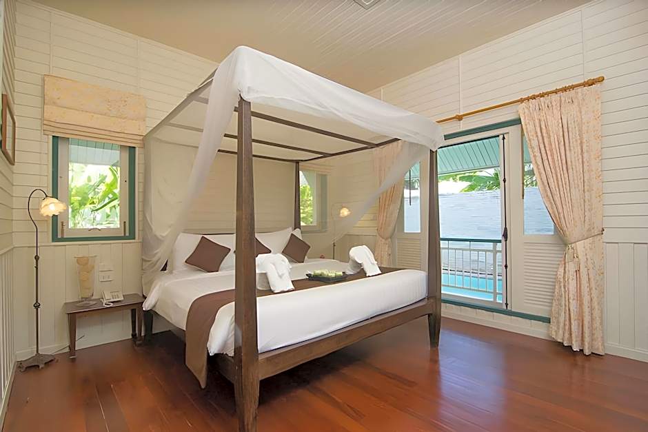 Kalanan Riverside Resort