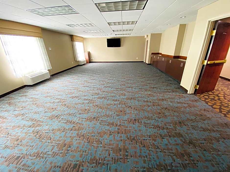 Sleep Inn & Suites Jacksonville near Camp Lejeune