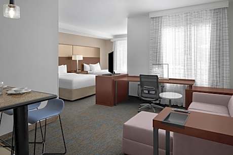 Studio Suite with Two Queens, Sofa Bed - Non-Smoking