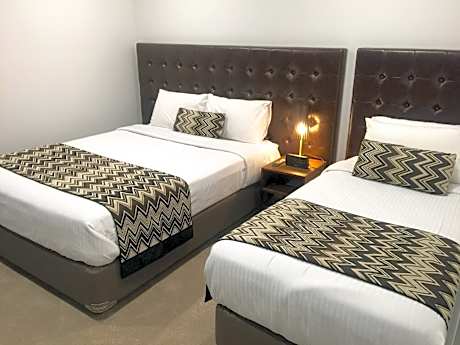 Executive Twin Suite