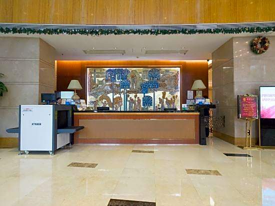 Yuexiu Hotel (Golden Key Floor)