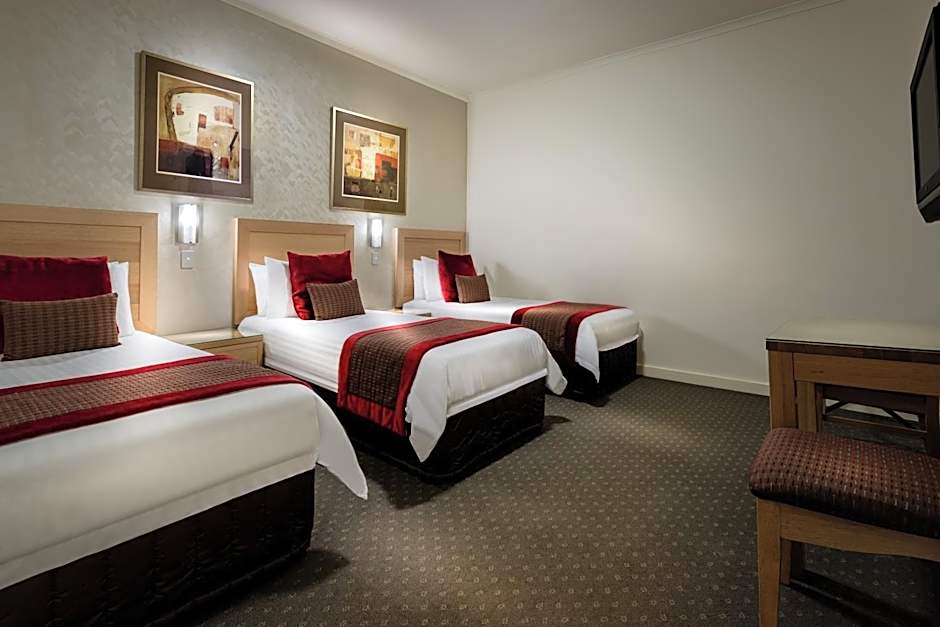 BEST WESTERN PLUS Travel Inn