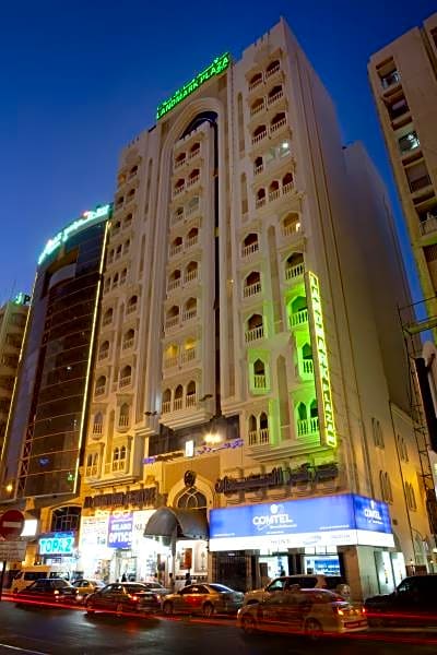 Landmark Plaza Hotel