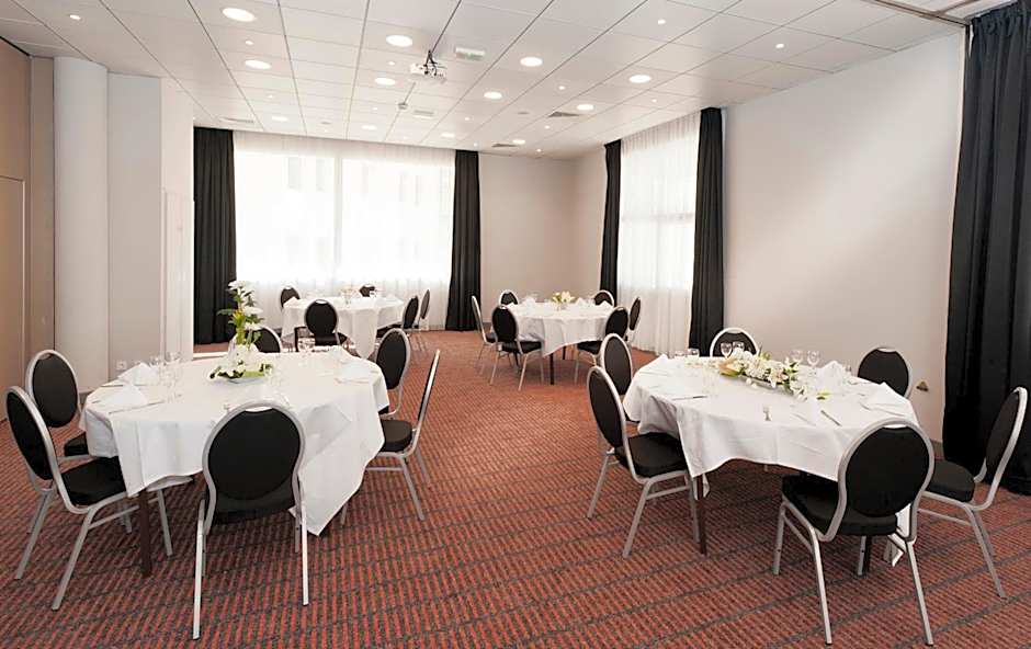 Holiday Inn Toulon City Centre By IHG