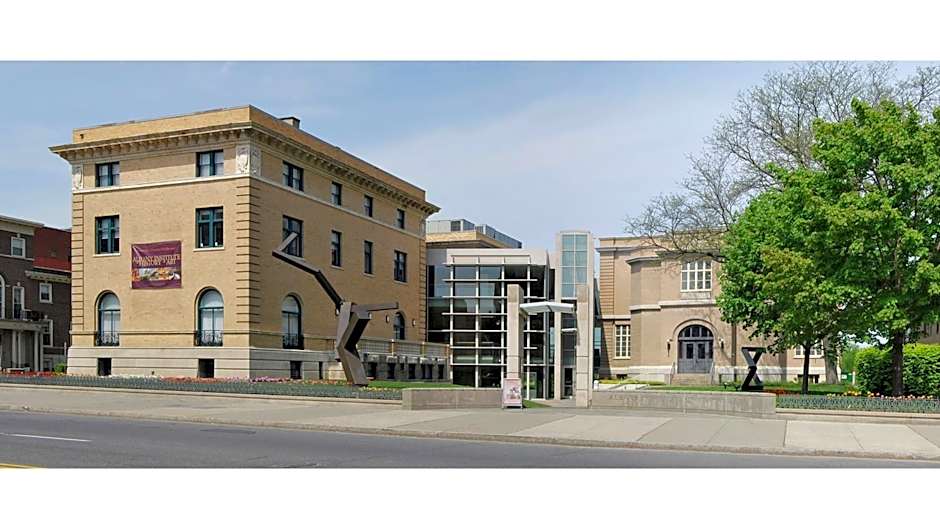 Crowne Plaza Albany - The Desmond Hotel By IHG