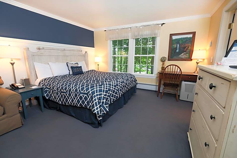 Inn at Taughannock Falls