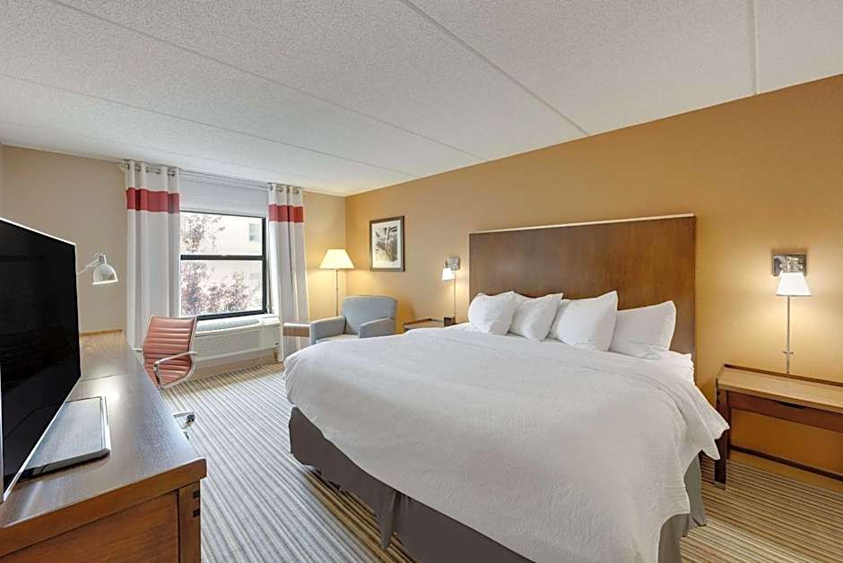 The Crossroads Hotel - Newburgh