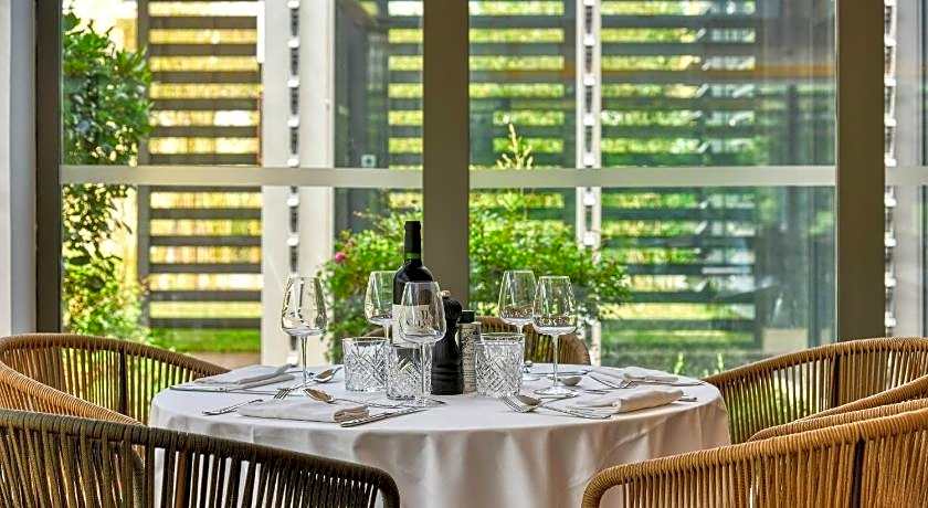 Zenitude Hotel la Valadiere, an Ascend Collection Hotel
