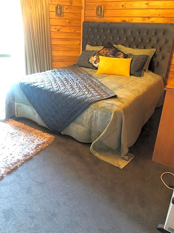 Alpine Lodge Motel