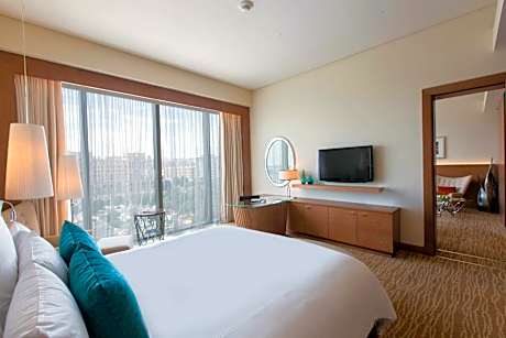 Executive Suite, Executive lounge access, 1 Bedroom Suite