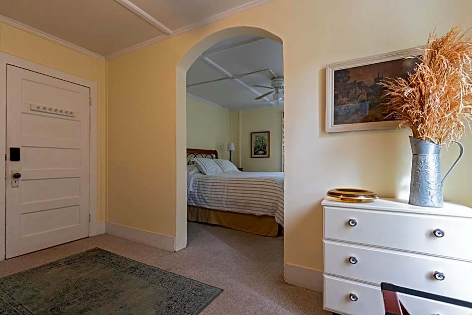 The Woodbine Inn