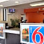 Motel 6-Middleburg Heights, OH - Cleveland