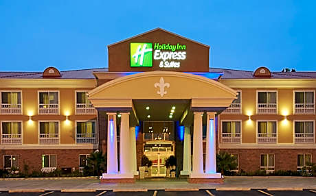 Holiday Inn Express & Suites Alexandria by IHG