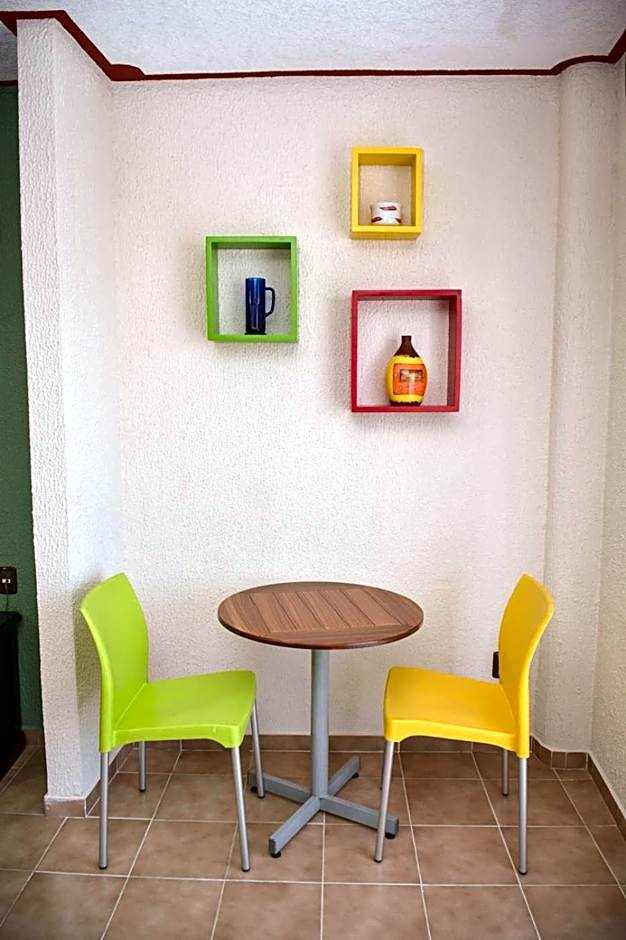 Suites Los Arcos