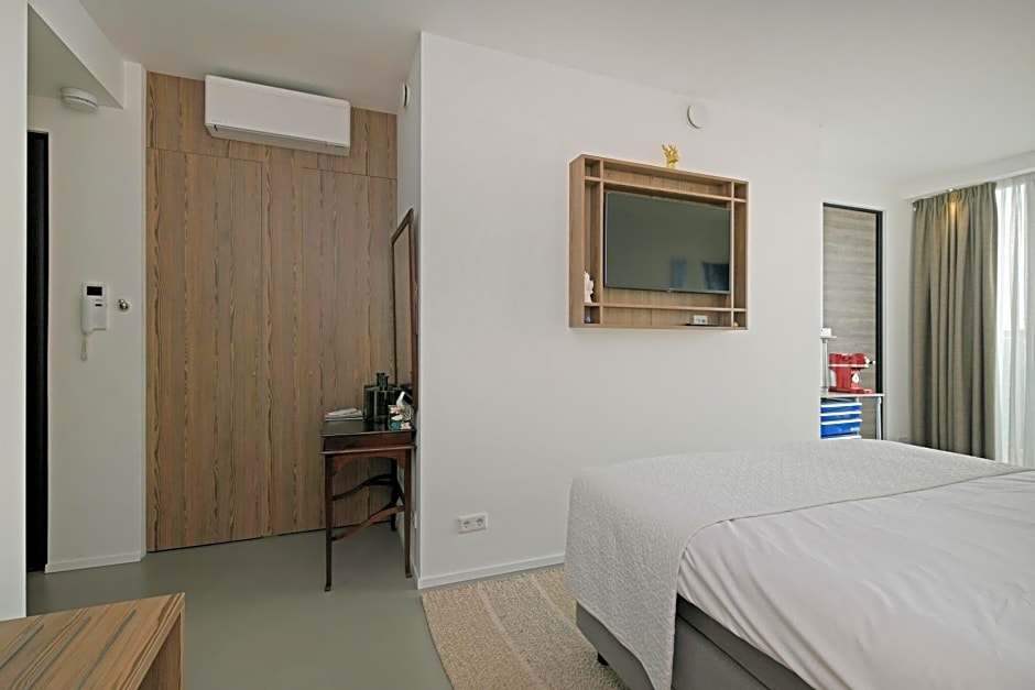 Black Jack Suites Amsterdam – Amsterdam, NY
