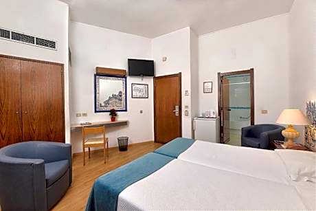 Twin Room with Land View