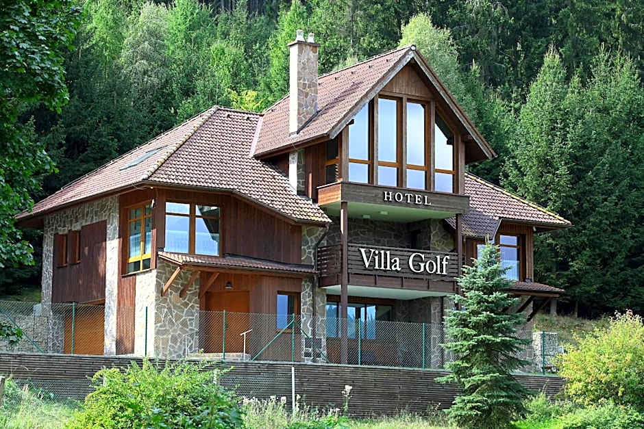 Hotel Villa Golf Cihelny