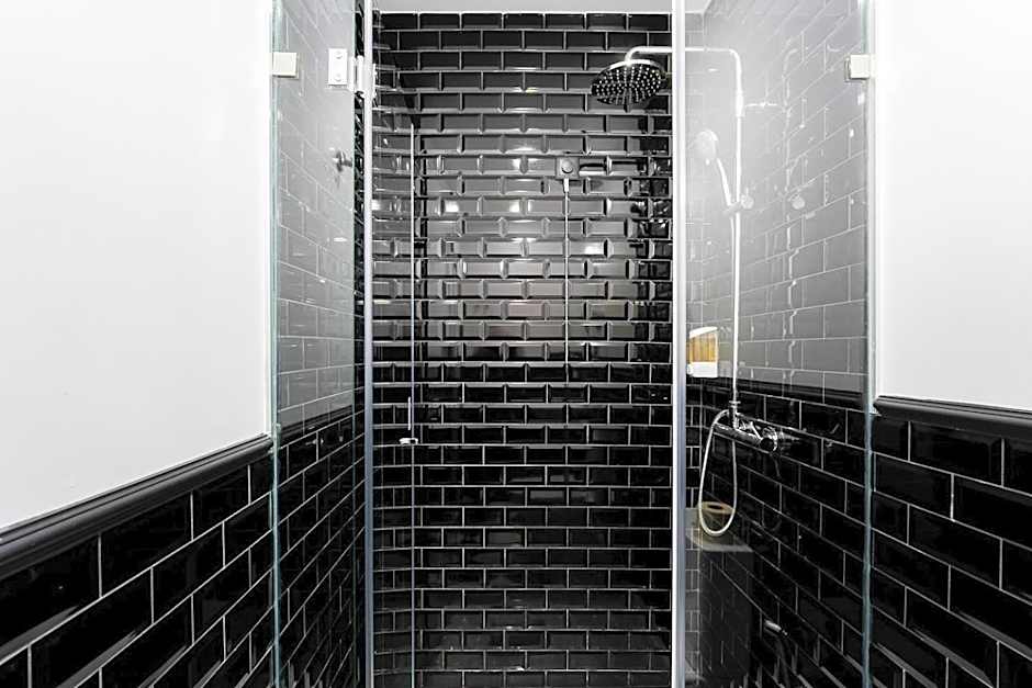 The Twenties by GuestReady