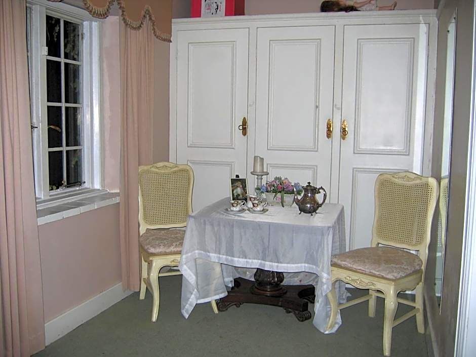 Villa Victoria executive Guest House