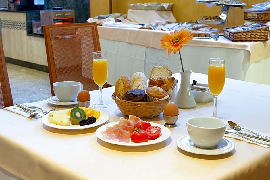 Senator Granada Spa Hotel