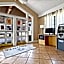La Quinta Inn by Wyndham Costa Mesa / Newport Beach