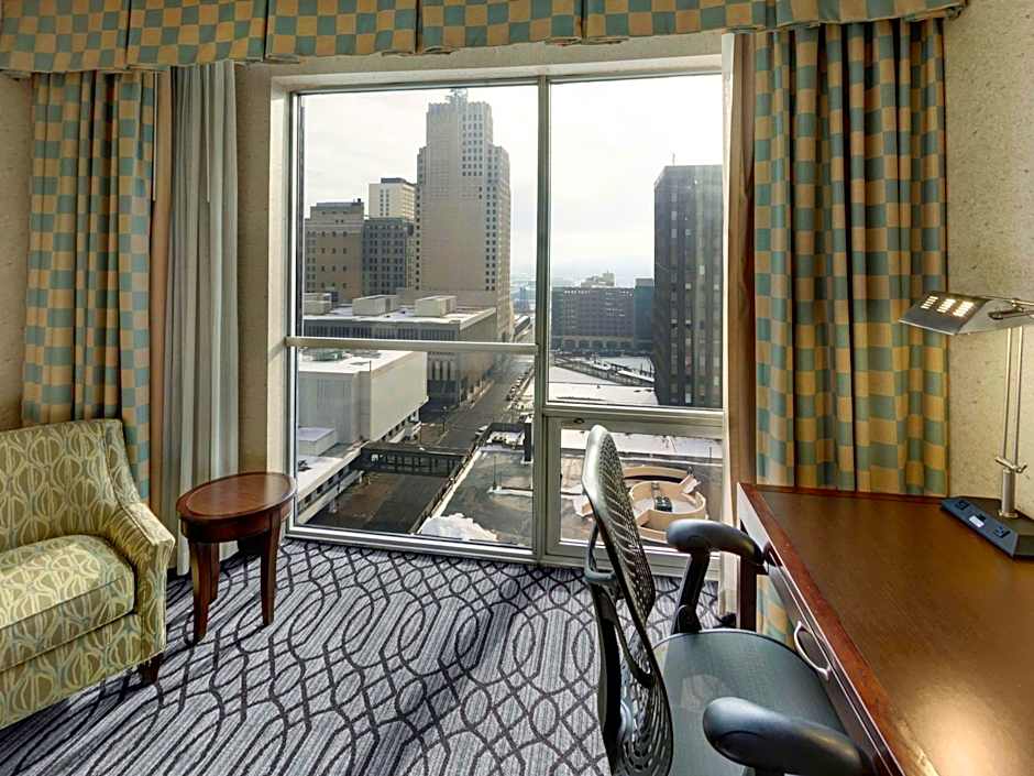 DoubleTree By Hilton St. Paul City Center, Mn