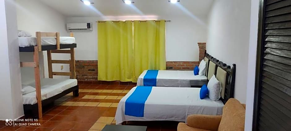 HOTEL BLUE