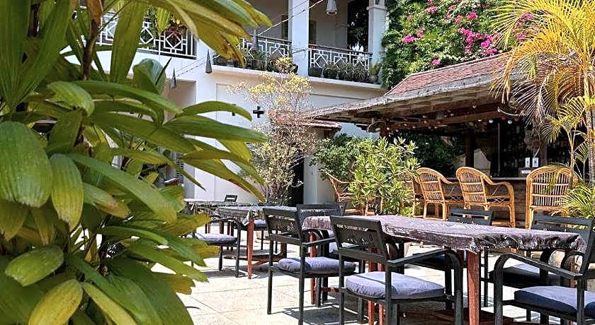 Bambu Hotel