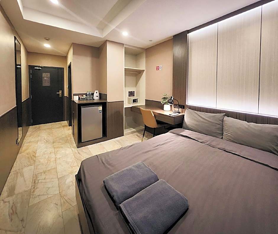 Max Residence