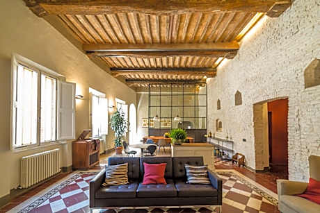 Casatorre dei Leoni Dimora Storica