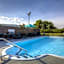 Howard Johnson by Wyndham Chattanooga Lookout Mountain I-24