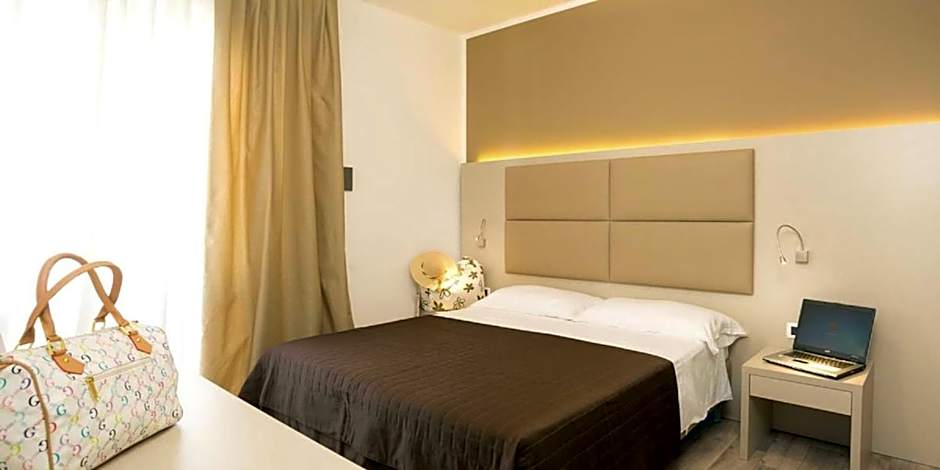 Hotel Trevi