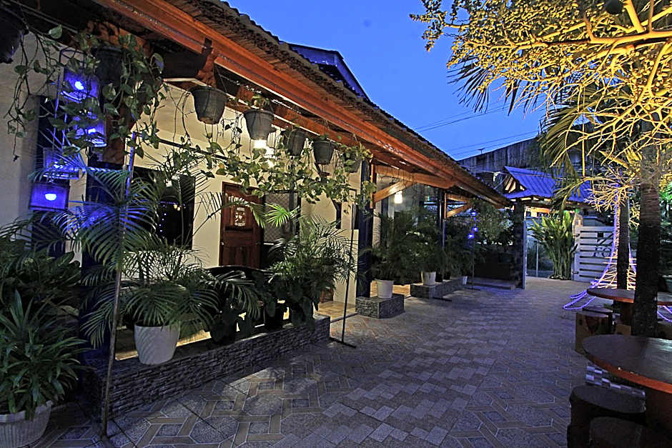 Foxtail Siargao Island Guesthouse