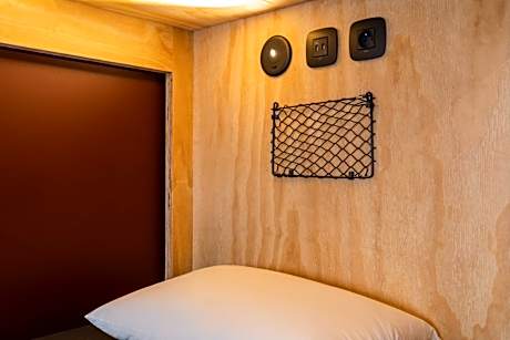 Quadruple Room with Private Bathroom