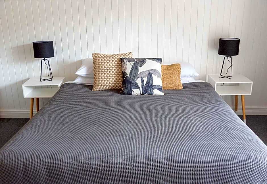 Raglan Sunset Motel and Conference Venue