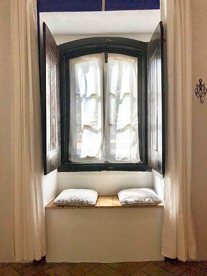 Casa Largo do Poço Guesthouse