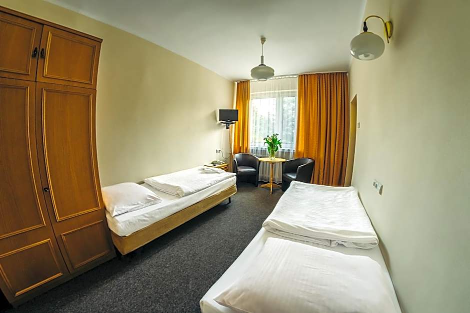 Ośrodek Szkoleniowo-Wypoczynkowy "Stodoły"