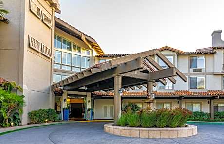 DoubleTree By Hilton Campbell - Pruneyard Plaza