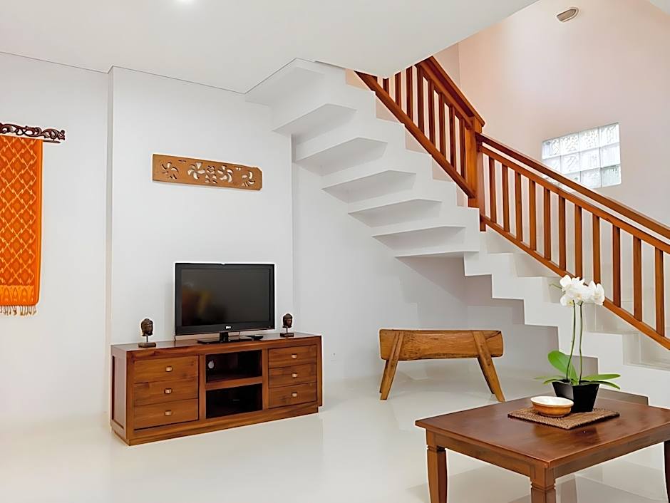 Surya Mas Villa