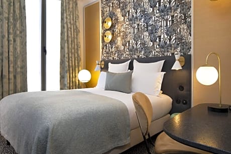 Classic Double Bed