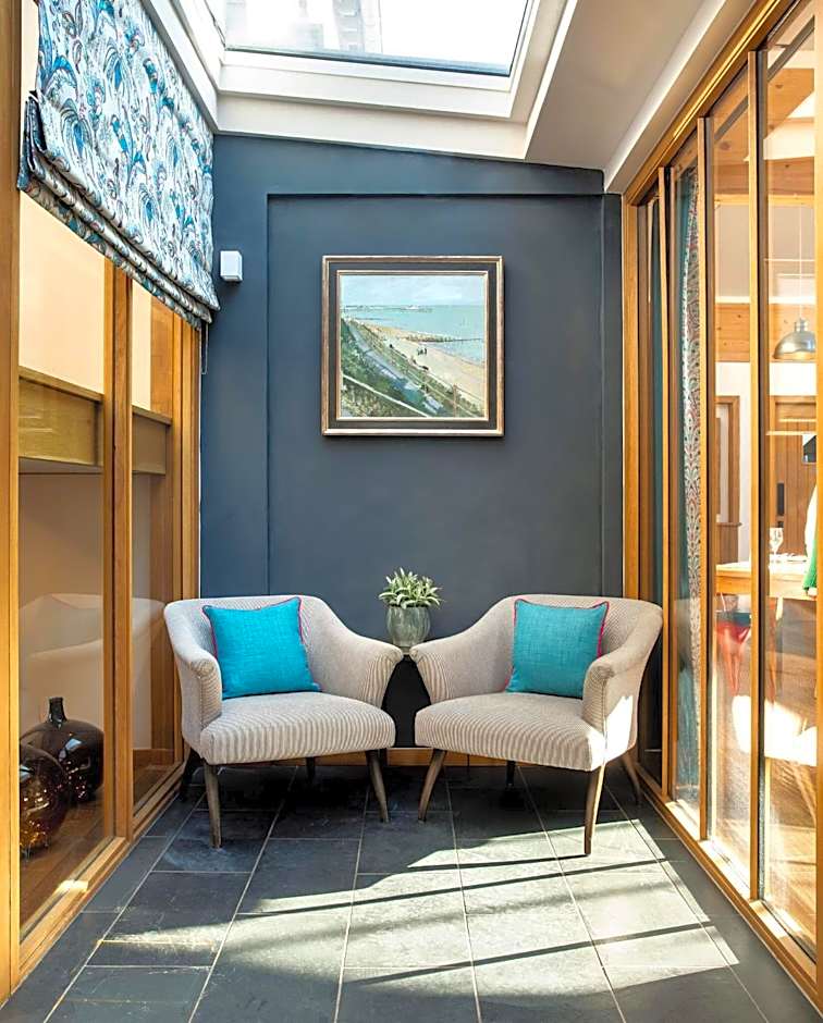 Flint Barns, Rathfinny Wine Estate